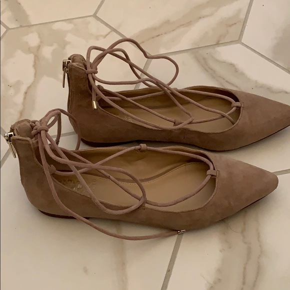 Vince Camuto flats - Picture 1 of 1
